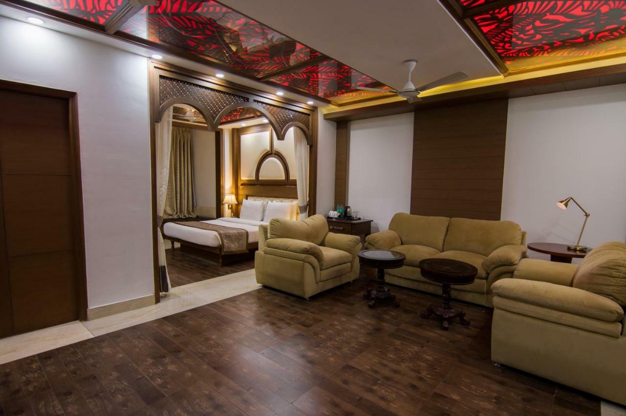 Grand Imperial Resort Mussoorie Exterior foto
