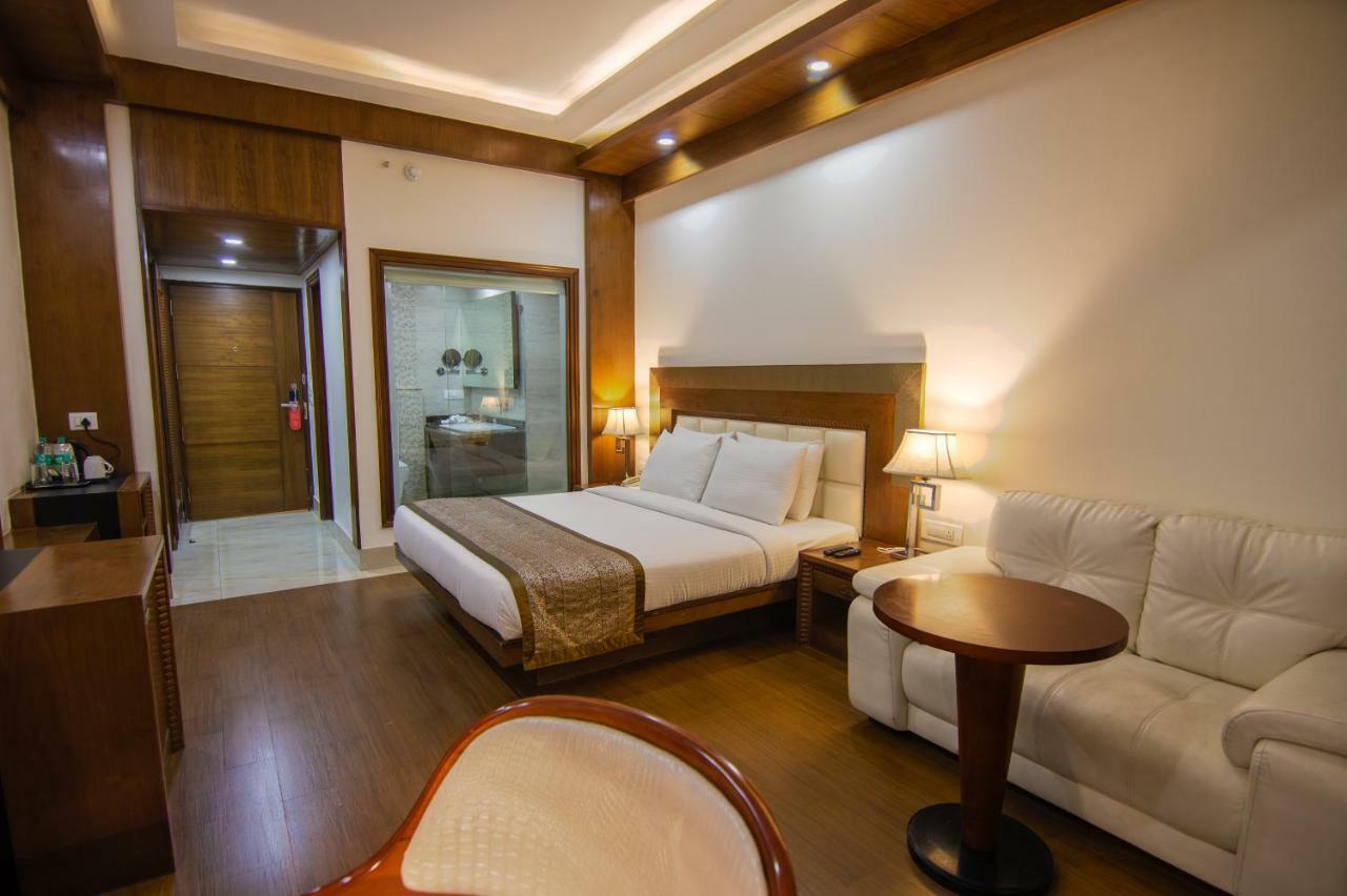 Grand Imperial Resort Mussoorie Exterior foto